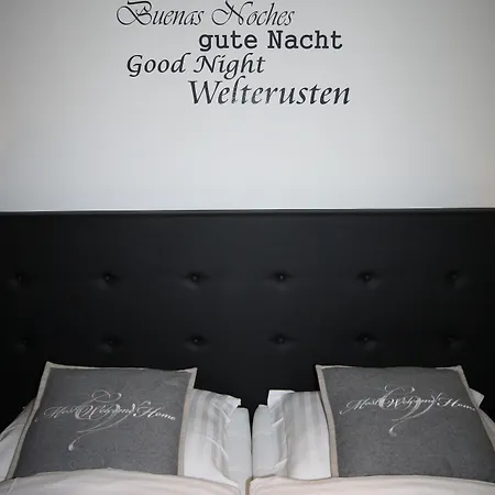 & Elegant Apartments,partially With Fireplace, By 체르마트