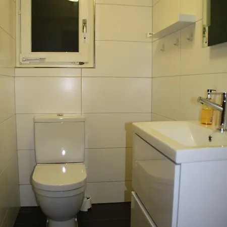 & Elegant Apartments,partially With Fireplace, By 아파트 체르마트