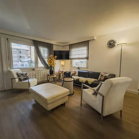 & Elegant Apartments,partially With Fireplace, By *