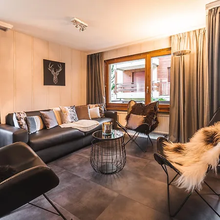 Appartement & Elegant Apartments,partially With Fireplace, By