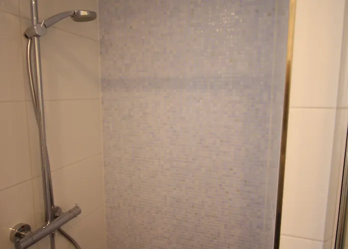 Apartament & Elegant Apartments,partially With Fireplace, By *