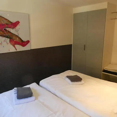 Apartament & Elegant Apartments,partially With Fireplace, By Zermatt