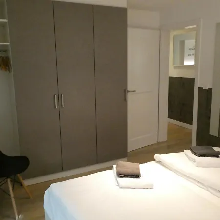 Apartament & Elegant Apartments,partially With Fireplace, By Zermatt