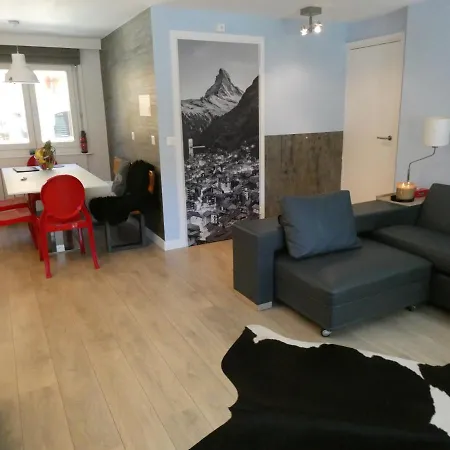 Apartament & Elegant Apartments,partially With Fireplace, By