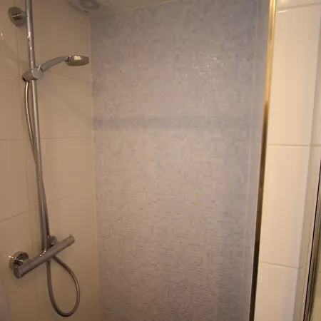 Apartament & Elegant Apartments,partially With Fireplace, By *