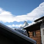 Central & Elegant Apartments,Partially With Fireplace, By Zermatt Rental *
