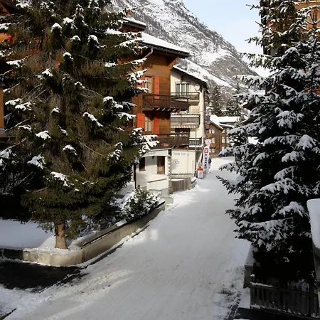 & Elegant Apartments,partially With Fireplace, By