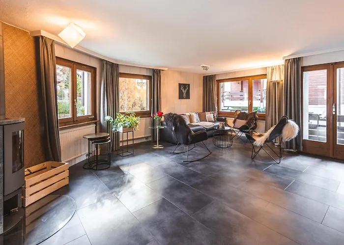 & Elegant Apartments,partially With Fireplace, By * צרמט